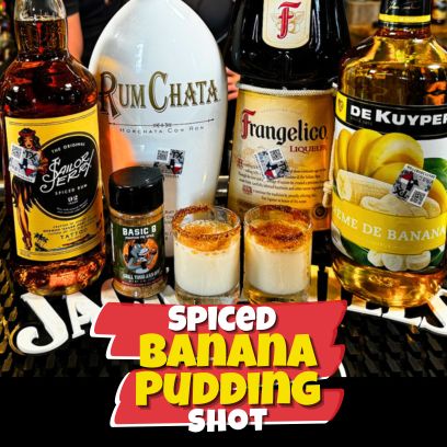 Spiced Banana Pudding Shot, Spiced Banana Cream Cocktail, Banana Pudding, Pumpkin Spice Drinks, Banana Pumpkin Spice Cocktail, Pumpkin Pie Spice, Banana Pudding Shots, Pumpkin Pie Recipe, Party Shots, Sailor Jerry